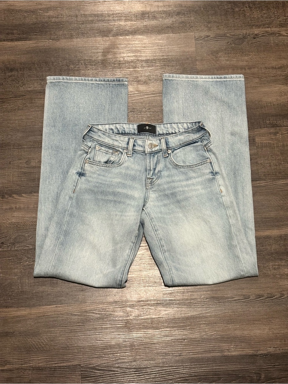 Light Wash Women's Jeans - Classic Straight Leg